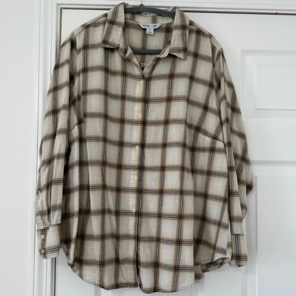 Old Navy Women’s Plaid Flannel Shirt Size 2X